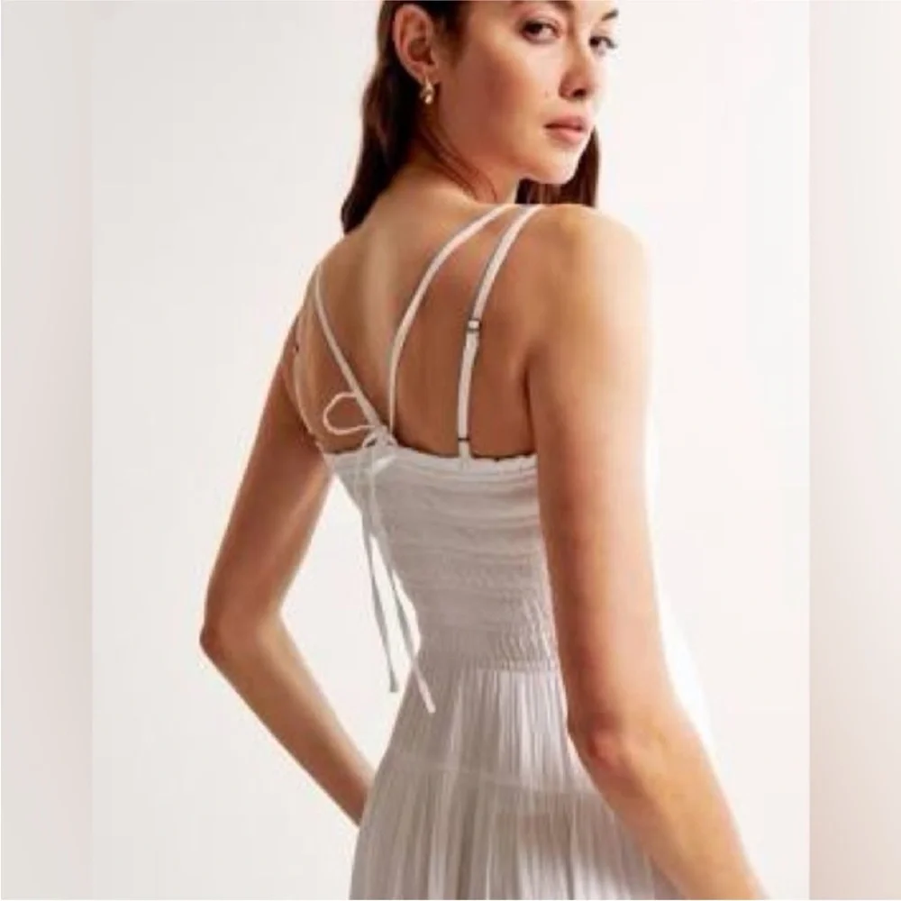 Women's Smocked Bodice Maxi Dress Elegant White